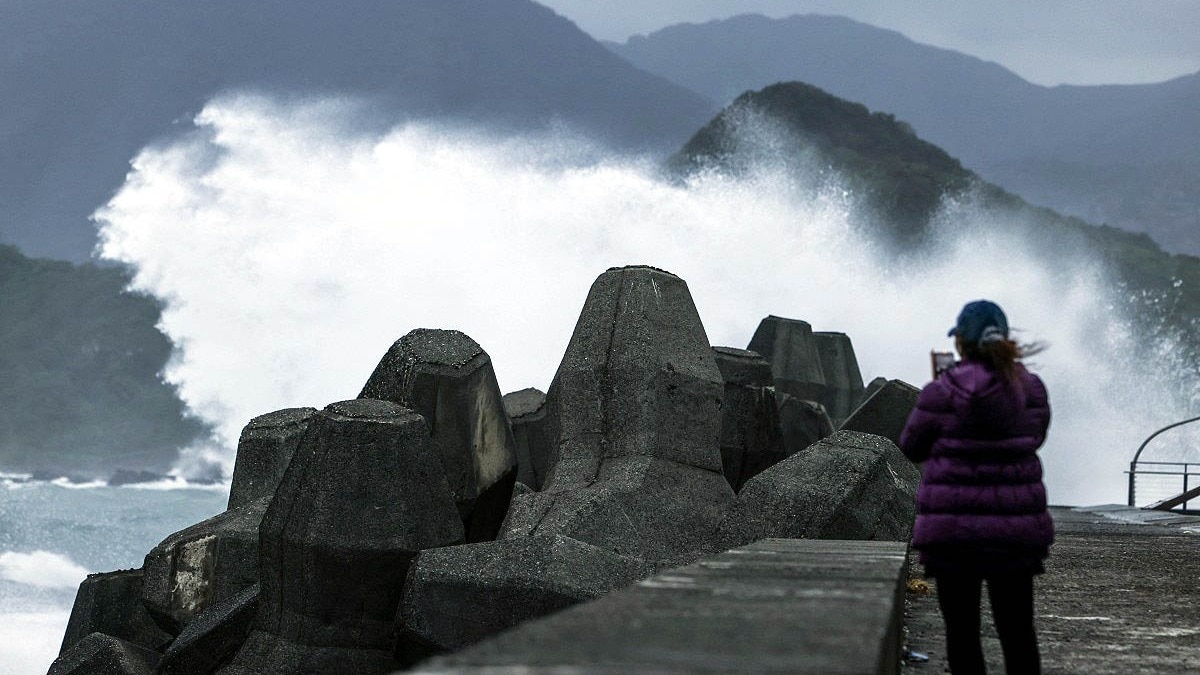 Super Typhoon Chopi poses major threat to Taiwan, Japan with massive waves