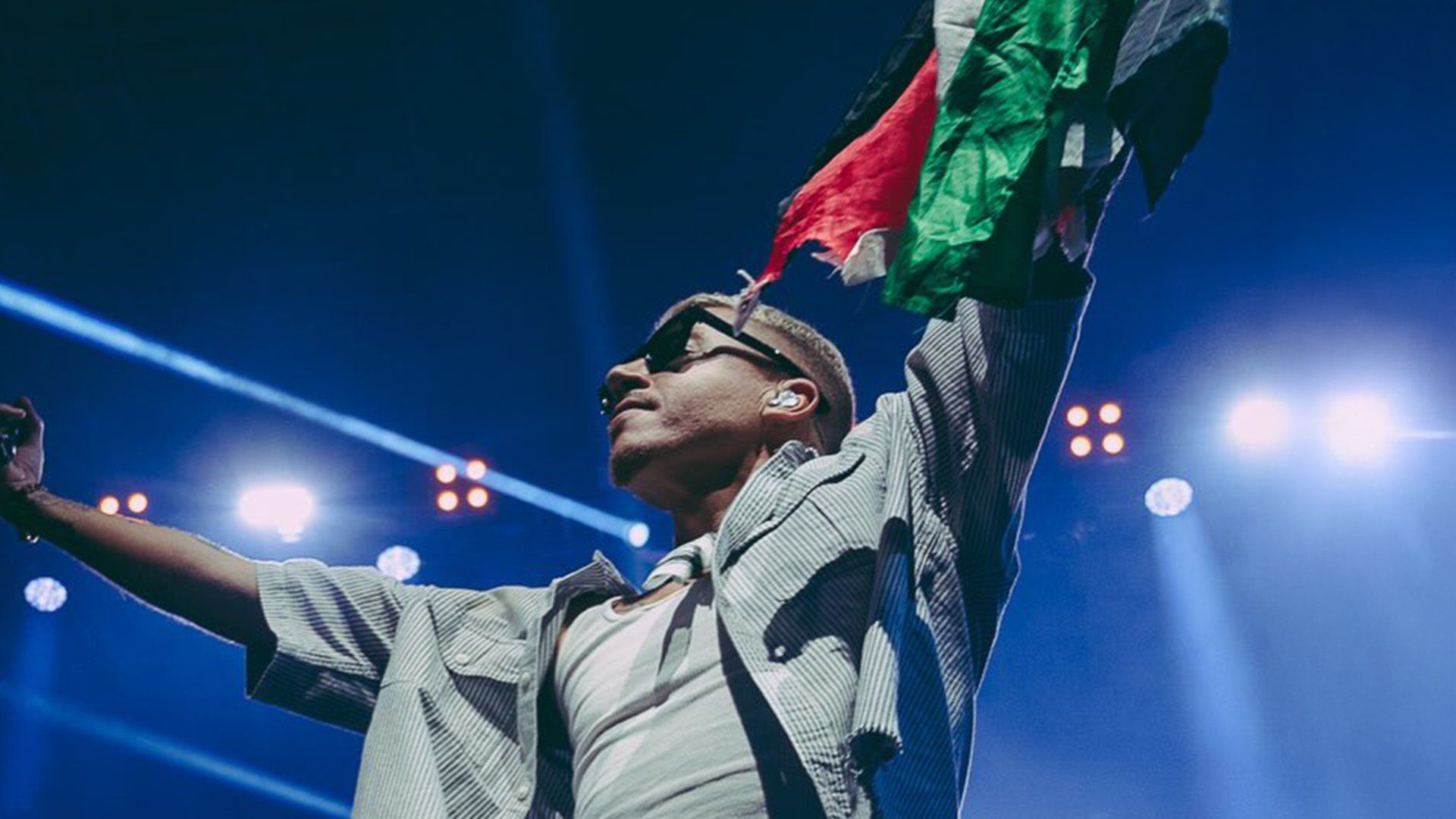 Macklemore draws supporters on final night of Palestine-themed tour
