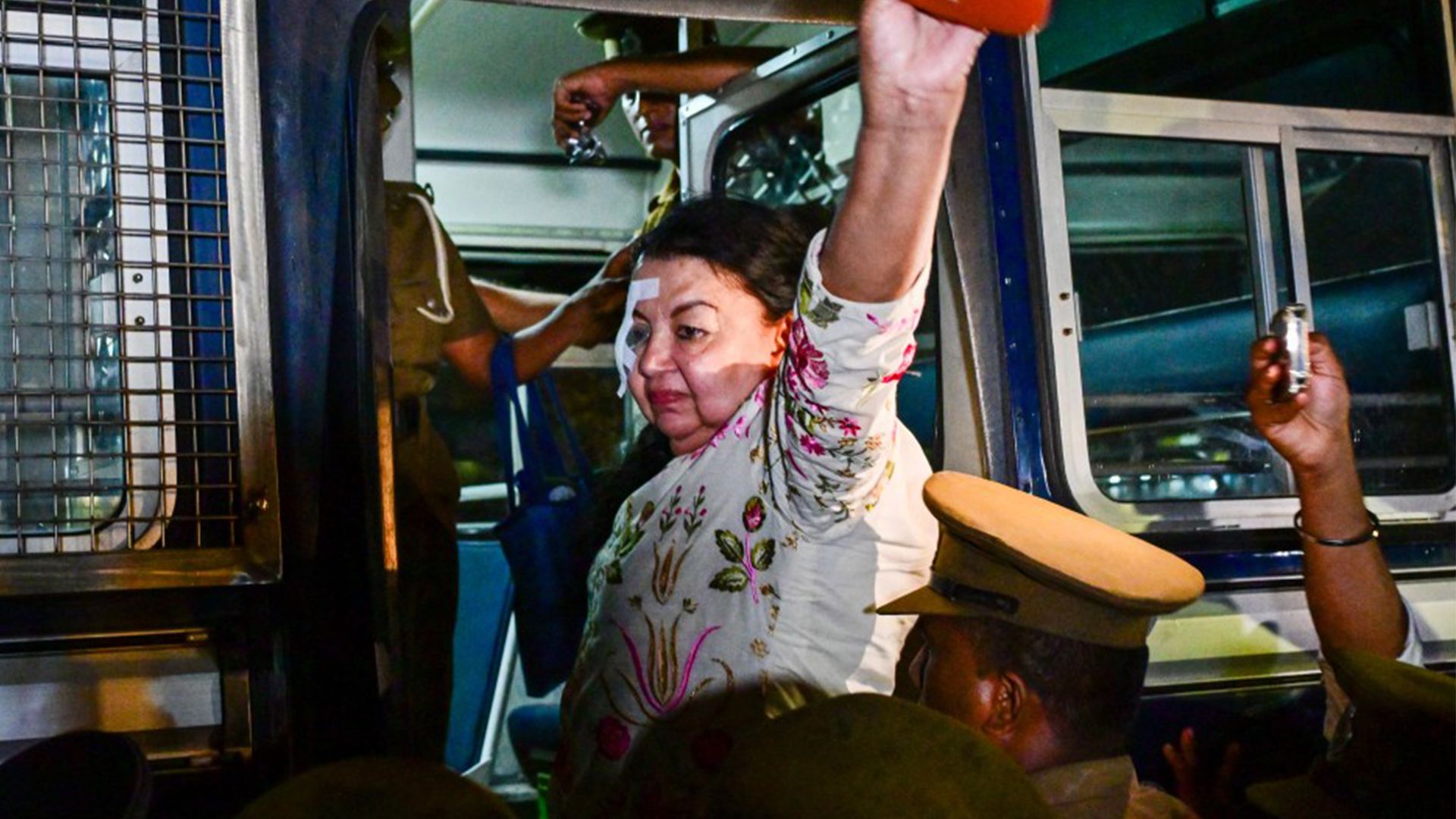 Sri Lanka arrests former first lady in major corruption investigation