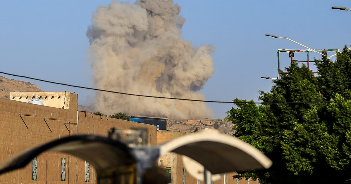 Saudi-led coalition launches fresh airstrikes against Houthi positions in Yemen