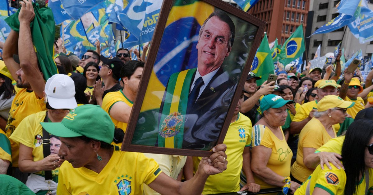 Bolsonaro name proves double-edged sword in Brazil runoff