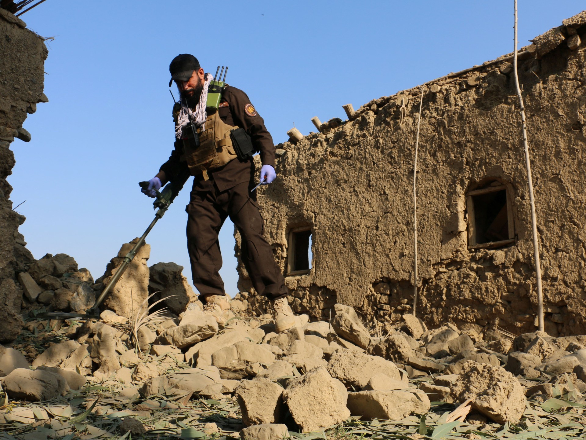 Pakistan reports killing Taliban fighters in fresh border clash