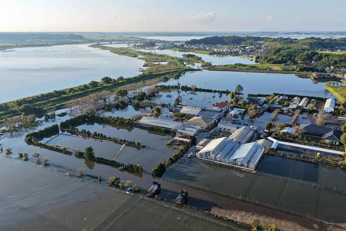 Over 10,000 Japanese households still without power after Typhoon Dujuan