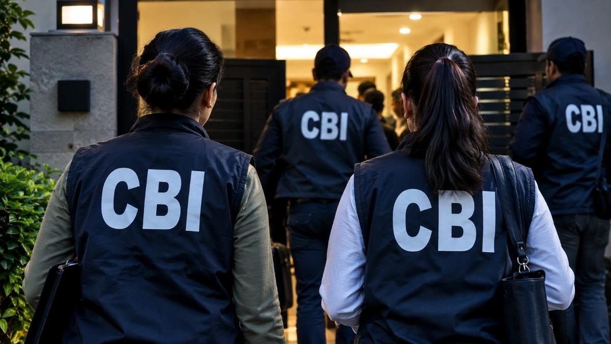 Delhi police bust fake CBI raid racket, arrest seven suspects
