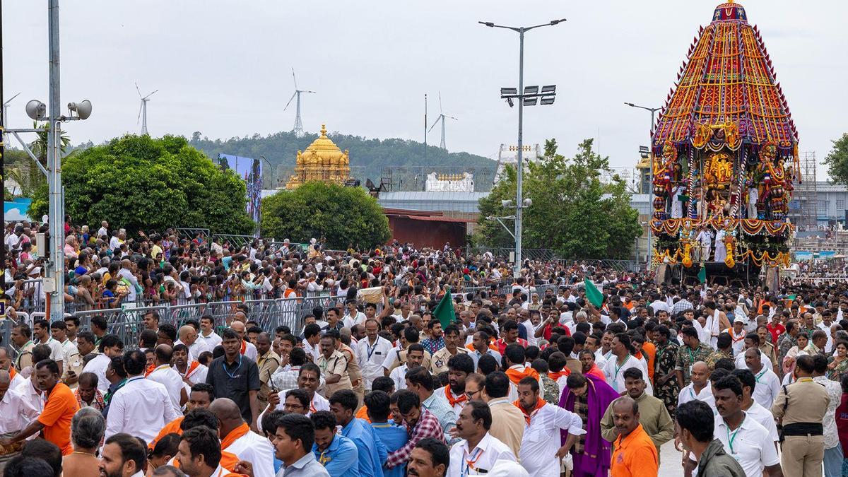 Tirumala Rathotsavam draws massive crowds as deity procession continues