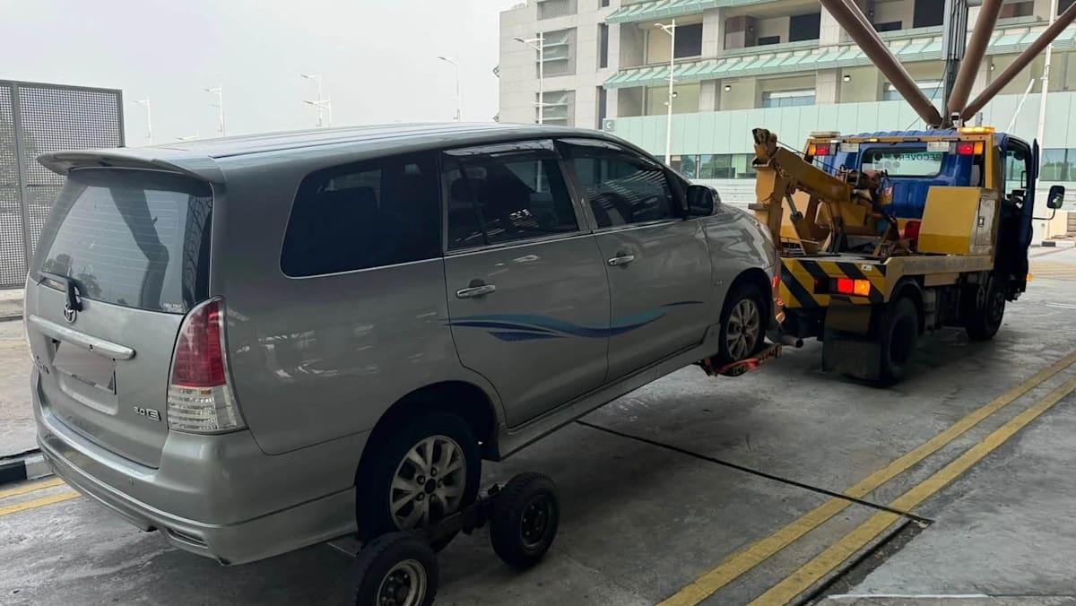 Seven drivers caught operating illegal cross-border ride-hailing services