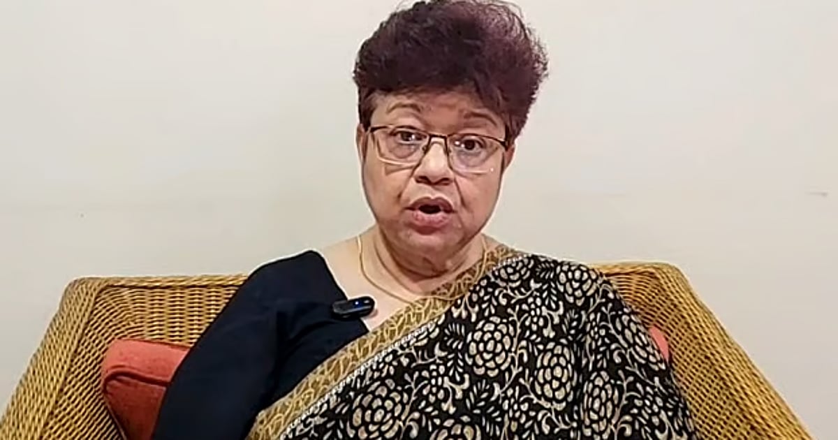 ঢাকা বিশ্ববিদ্যালয়ে নিকাব নিয়ে বিতর্ক, শিক্ষক স্থগিত