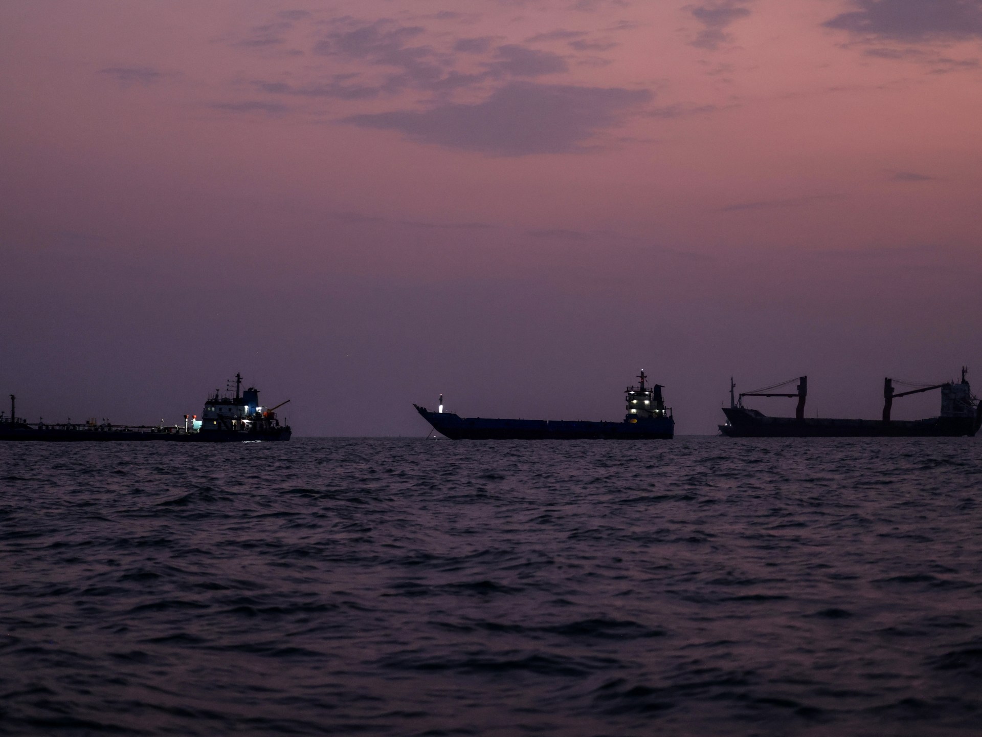 Iran Seeks Billions From Oil Sales Intermediaries Amid Sanctions