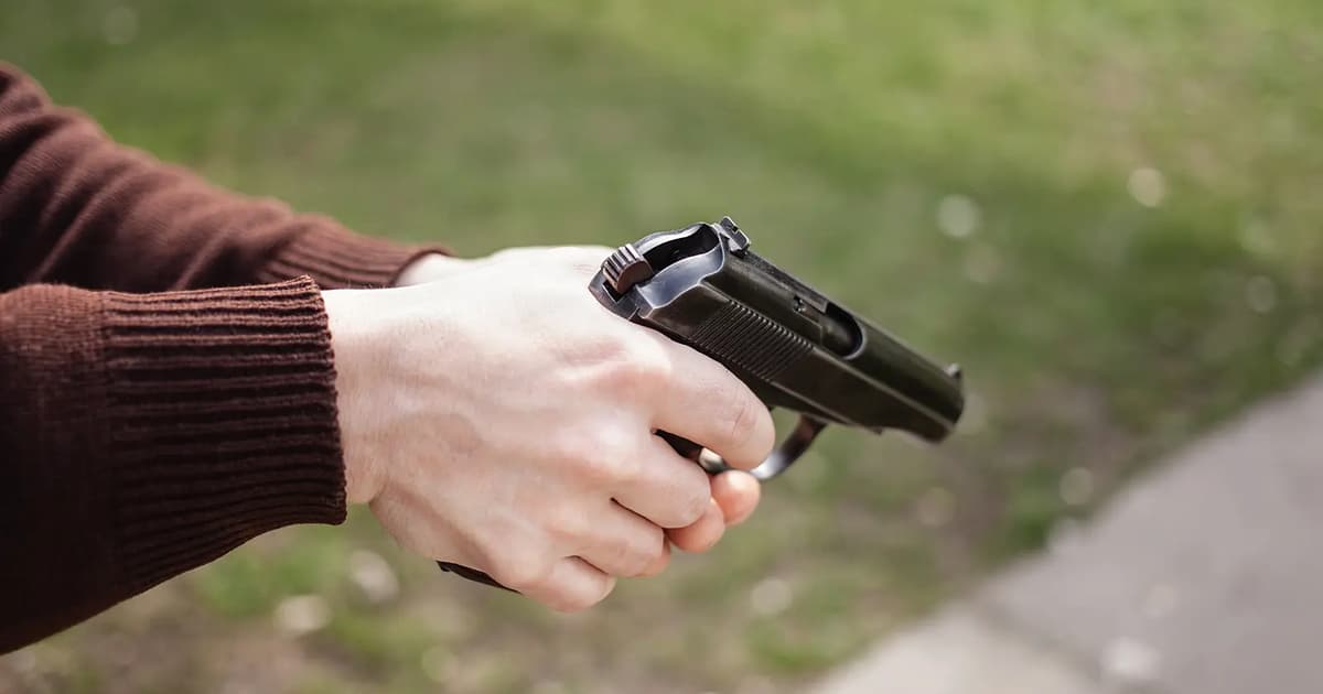 Mechanic shot in incident; one suspect flees on motorcycle