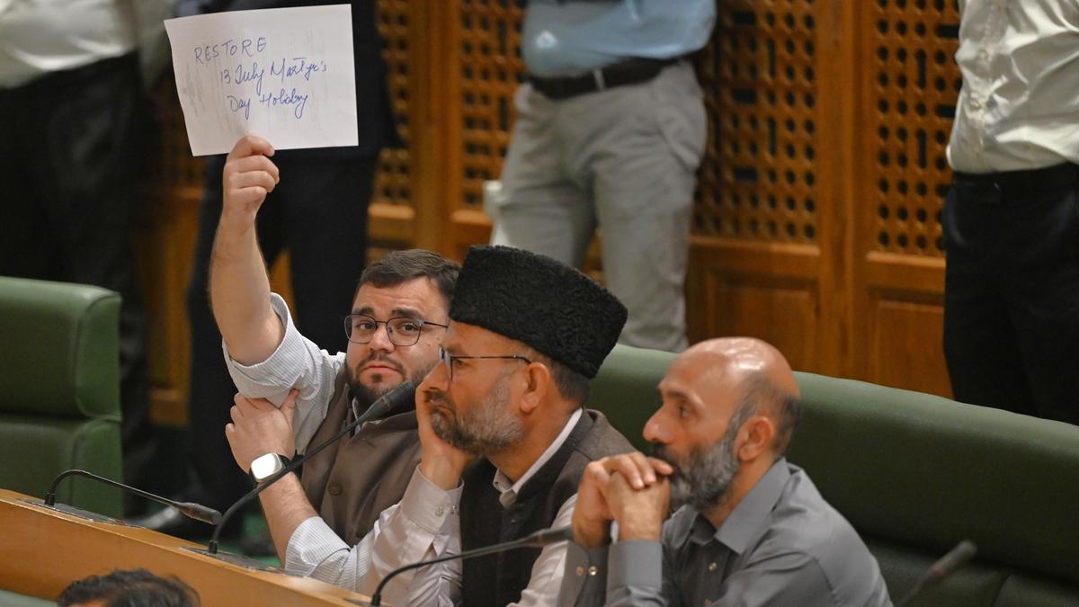 Lawmakers back PDP MLA's bill on Kashmiri Pandit displacement reintegration