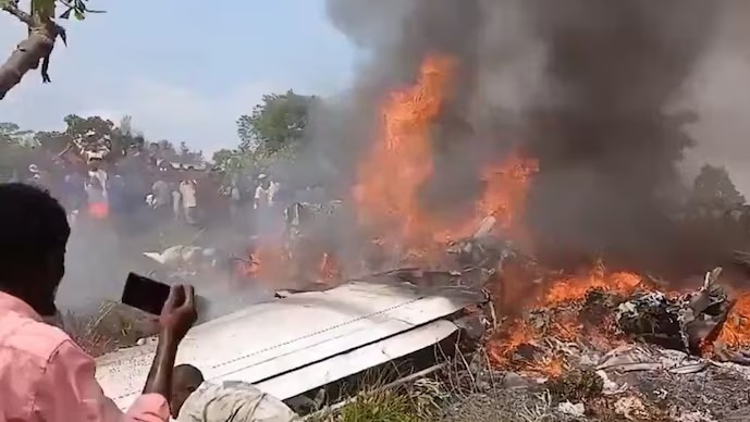 Military aircraft crashes in Congo, killing 14 including two senior generals