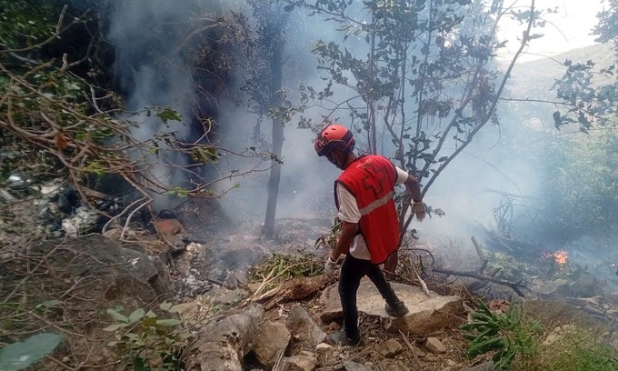 Ecuador intelligence chief, five Americans die in Kenya helicopter crash