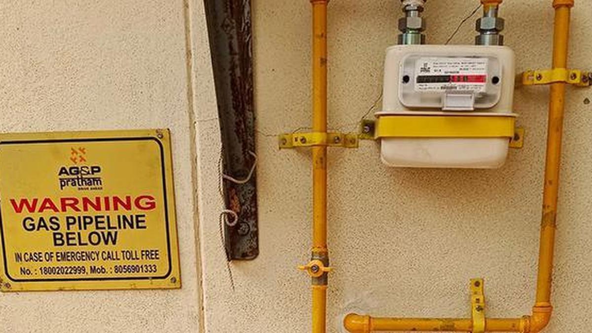 India's gas regulator unveils ambitious expansion plan for household connections