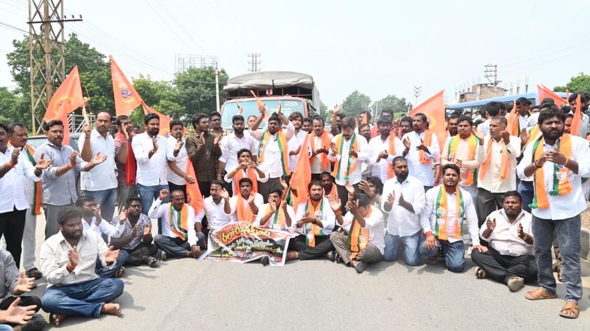 BJP demands water release for Ganesh immersion festival