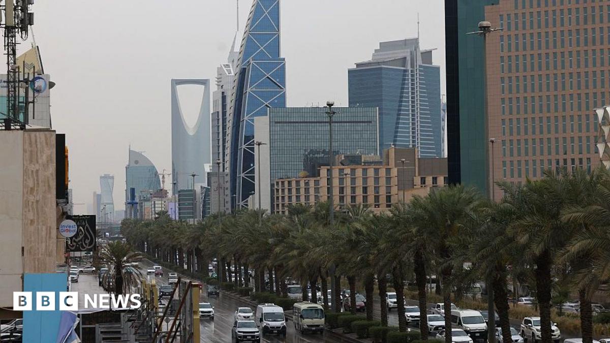Saudi Arabia sounds first air raid alert for Riyadh as Houthi attacks intensify