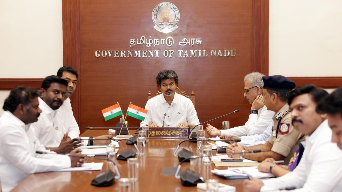 Tamil Nadu CM mobilises rescue efforts for 103 pilgrims stranded in Nepal floods