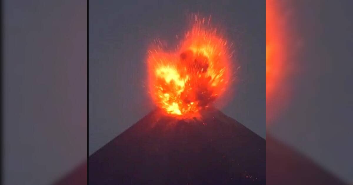 Indonesian volcano eruption strands 170,000 as eight airports shut