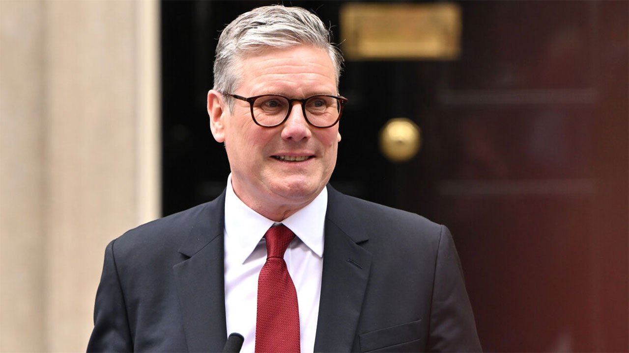 Former UK PM Starmer to Step Down from Parliament