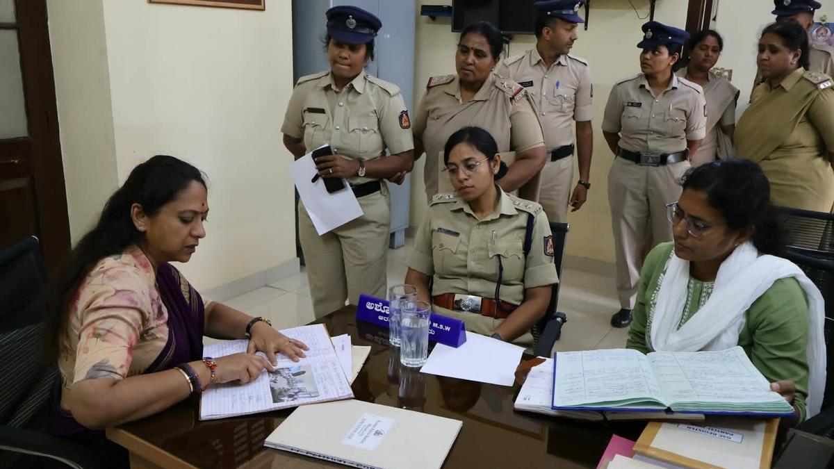 Women's Commission chief inspects police station in Mysuru