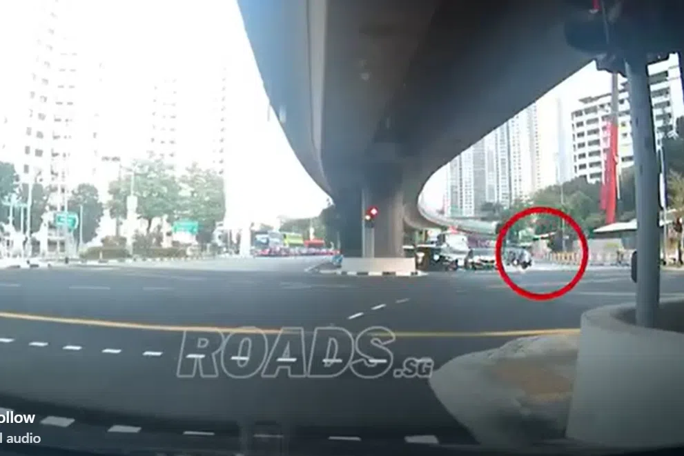 Woman hospitalised after being struck by vehicle at Clementi junction