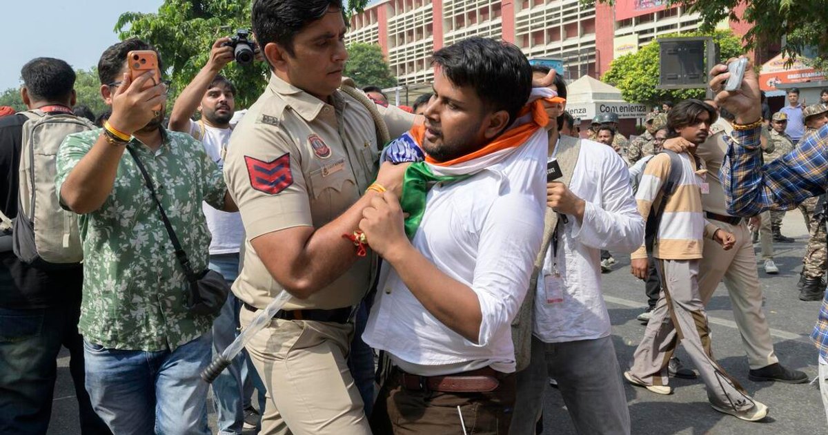 India imposes sweeping lockdown as thousands detained over poll chief row