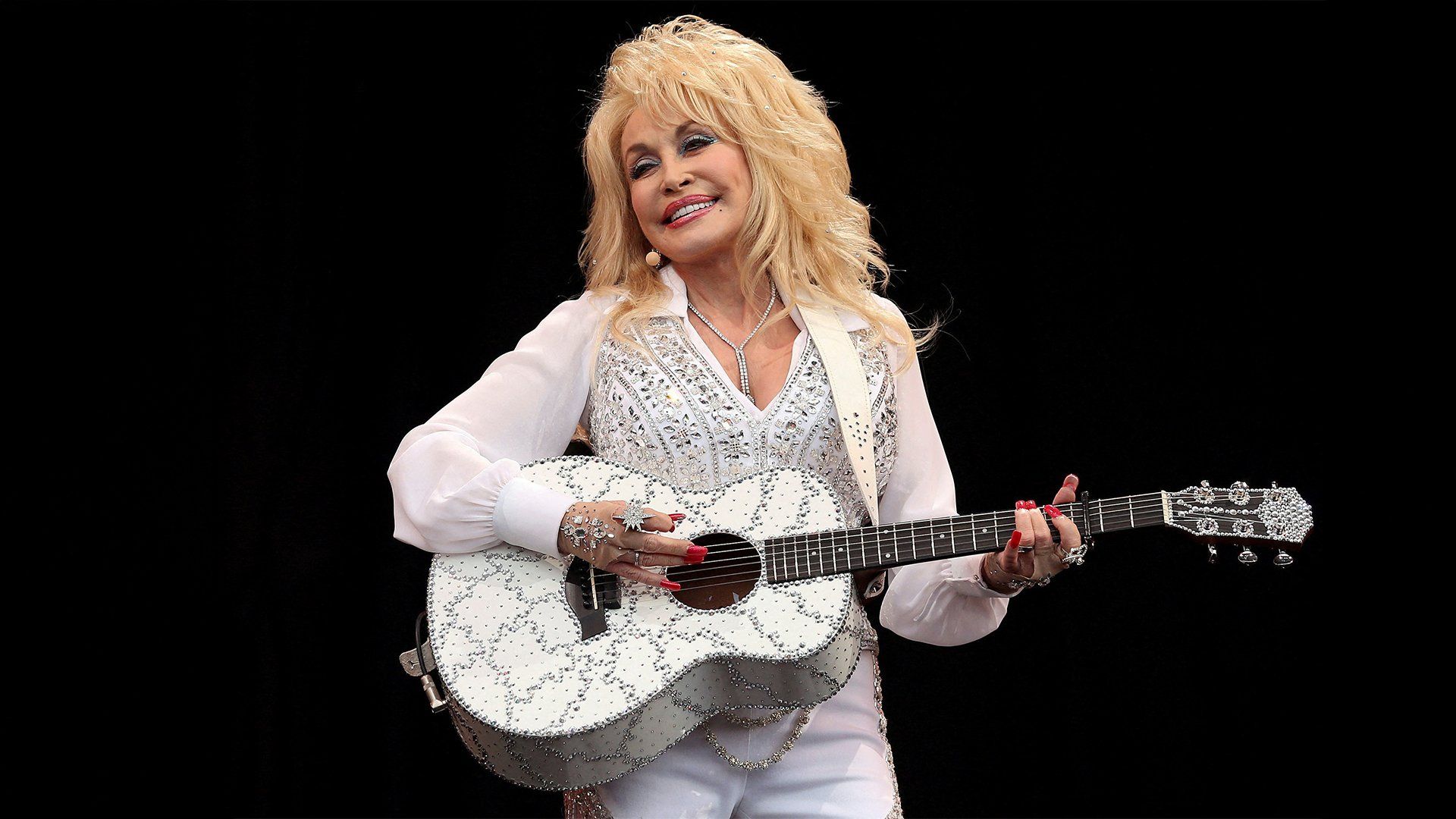 Dolly Parton, Country Music Icon, Dies at 80