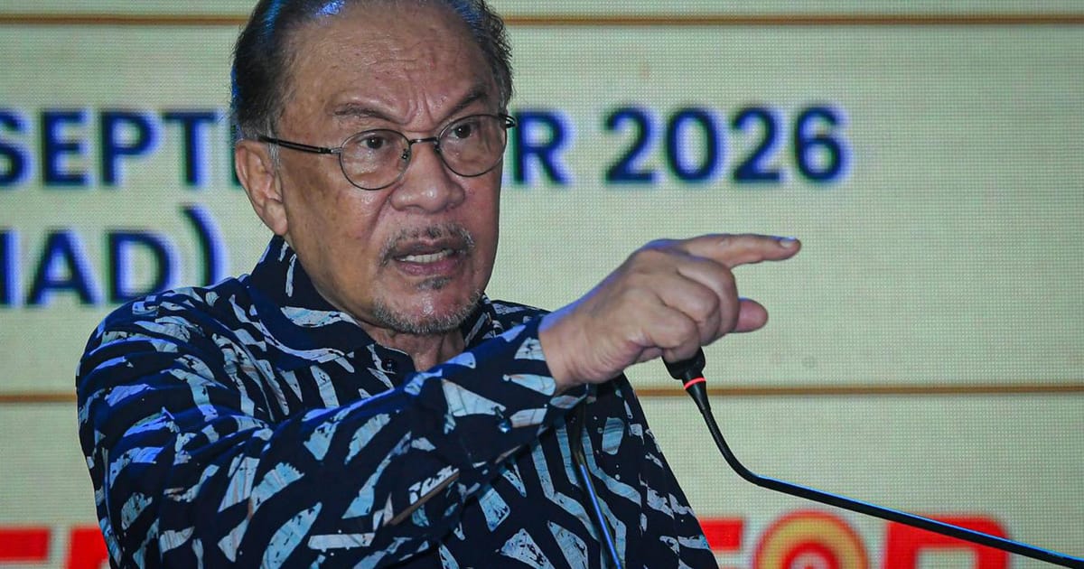 Anwar defends prisoners' right to petition for royal pardon