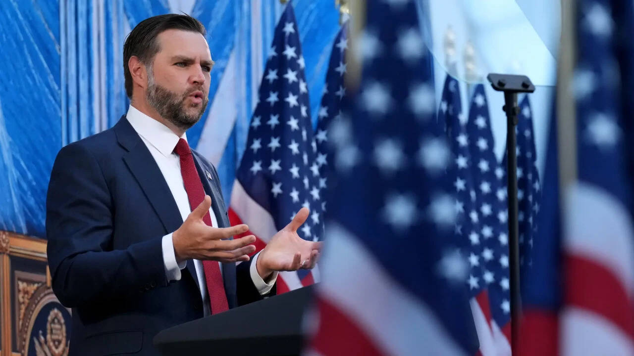 US Vice President JD Vance Discusses Weight Loss at Official Press Conference