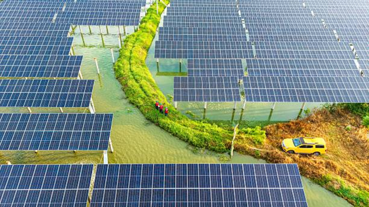 Google, Gates Foundation back $31.8M funding for robotic solar farm startup