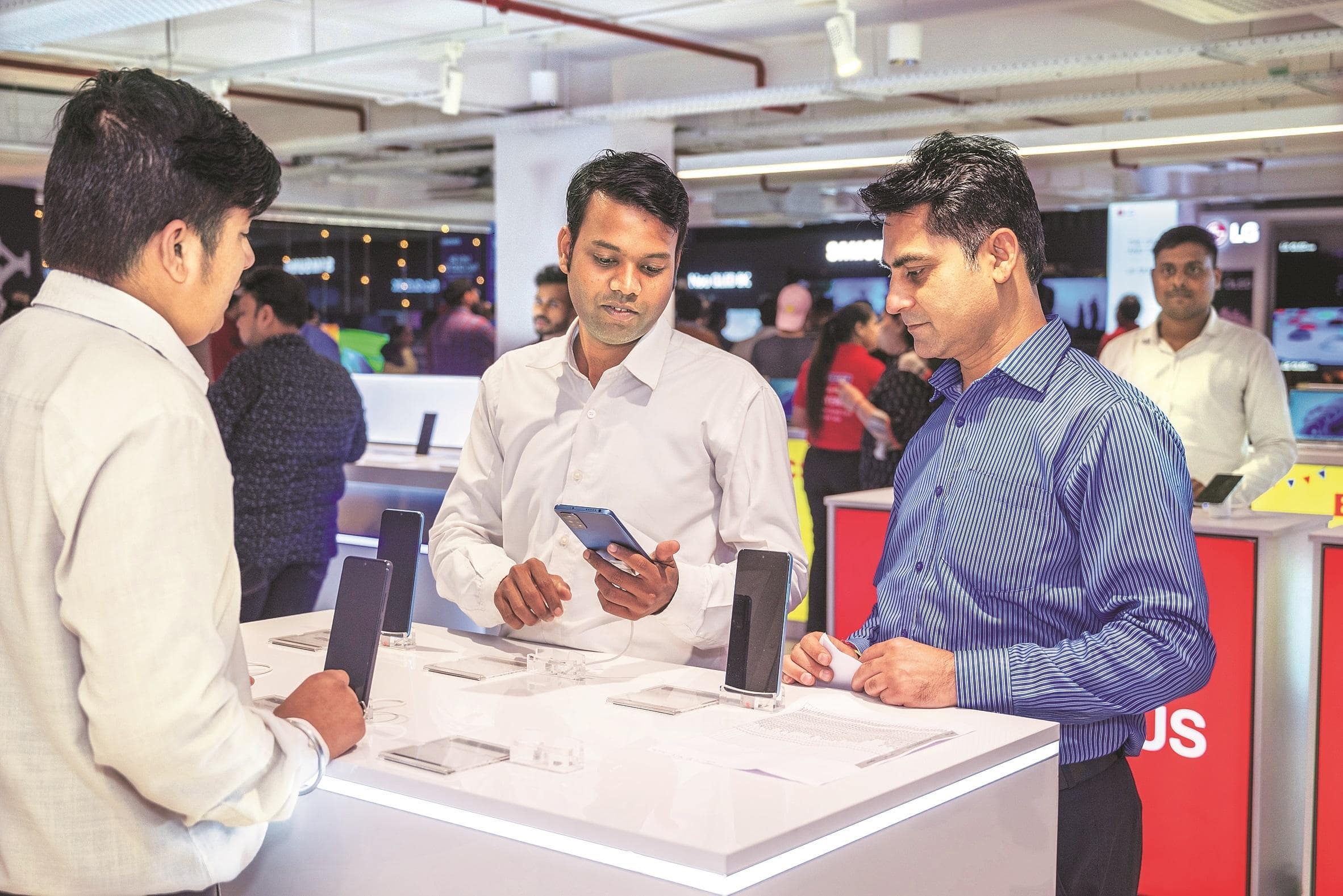 Budget smartphone sales slump dampens India's festive retail outlook