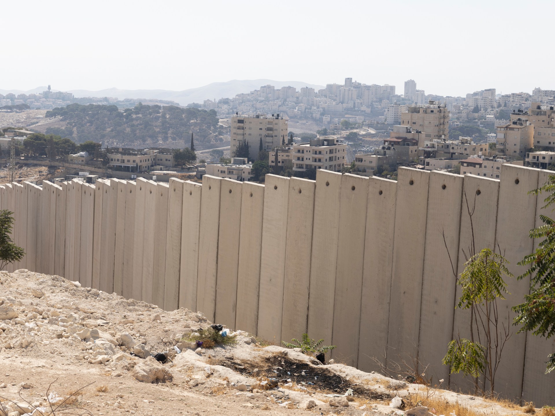 Israeli settlement plans in West Bank draw international criticism