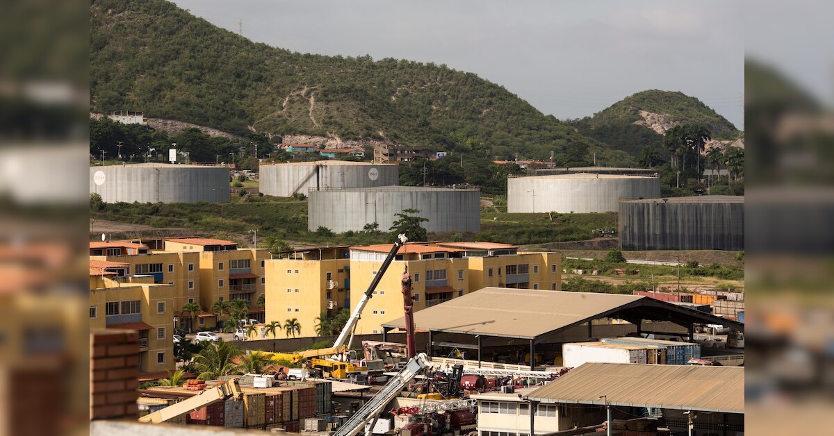 Venezuela considers OPEC exit as US explores oil field stakes
