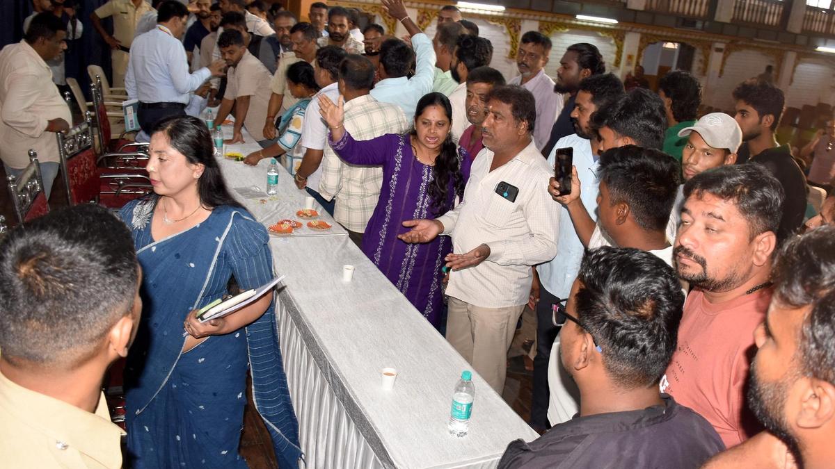 Dasara Ahara Mela lottery halted as vendors protest draw process