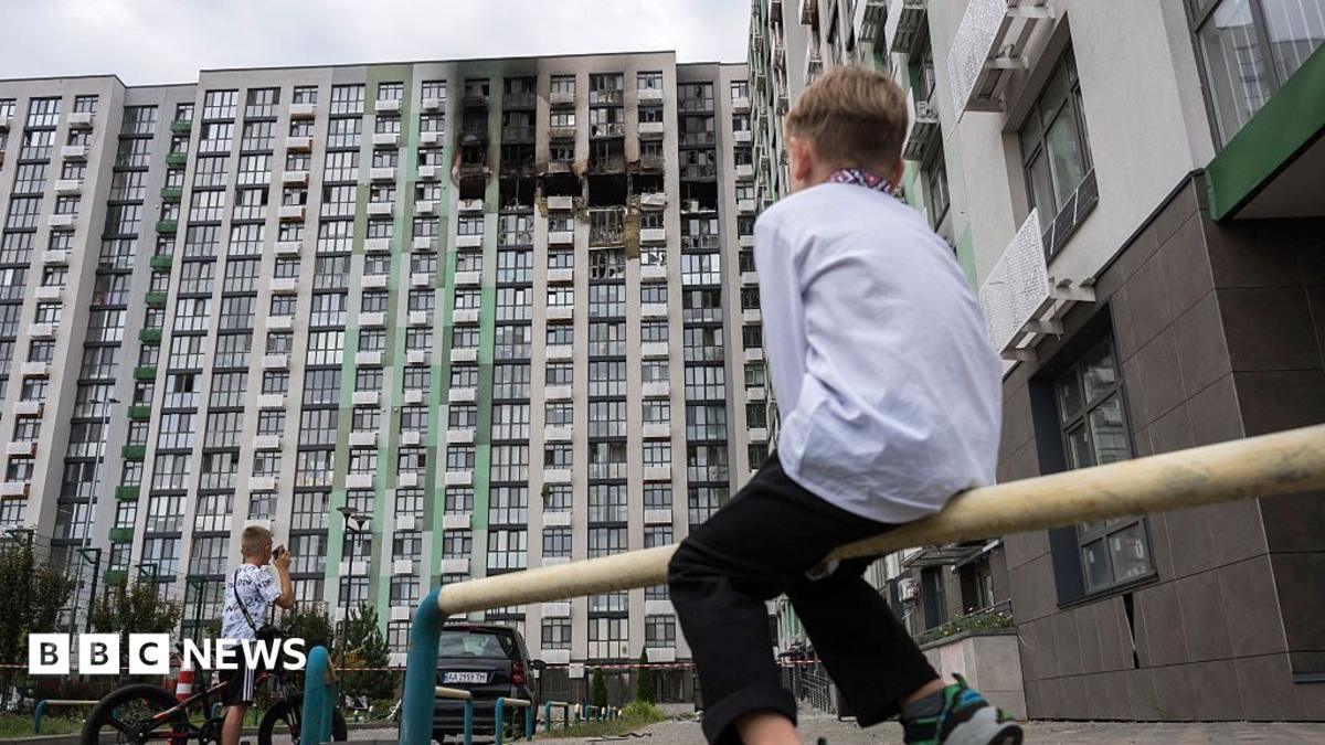 Kyiv faces relentless Russian bombardment as air raid sirens reach peak frequency
