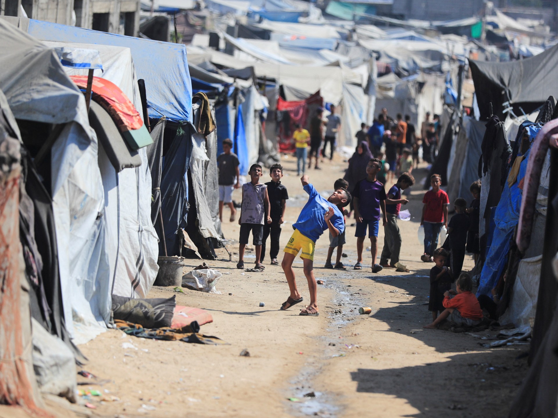Gaza's Healthcare Collapse Leaves Displaced Population Without Medical Access