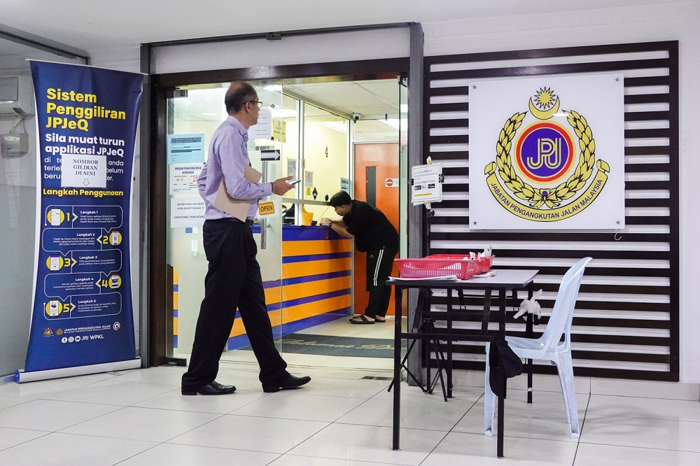 JPJ tegaskan tiada lesen memandu tanpa ujian sebenar