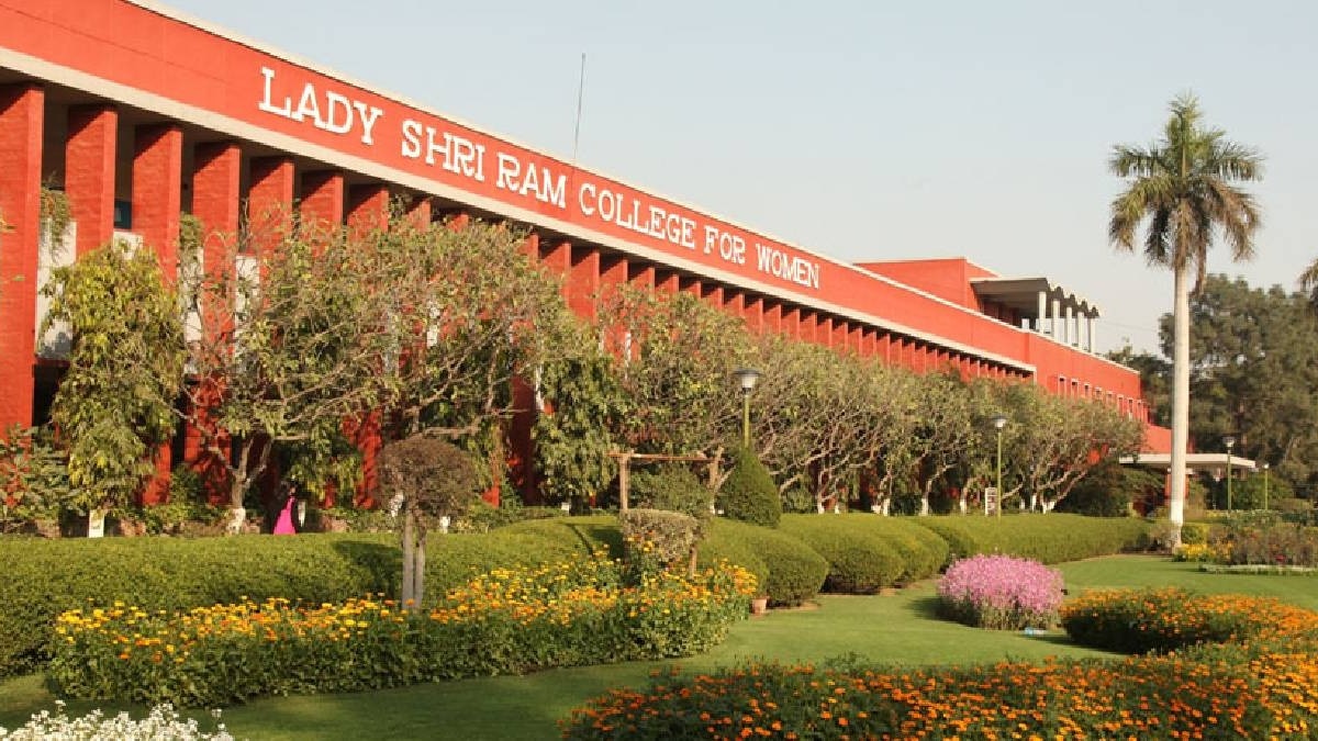 Delhi College Shifts to Online Classes Following Assault in Nearby Area