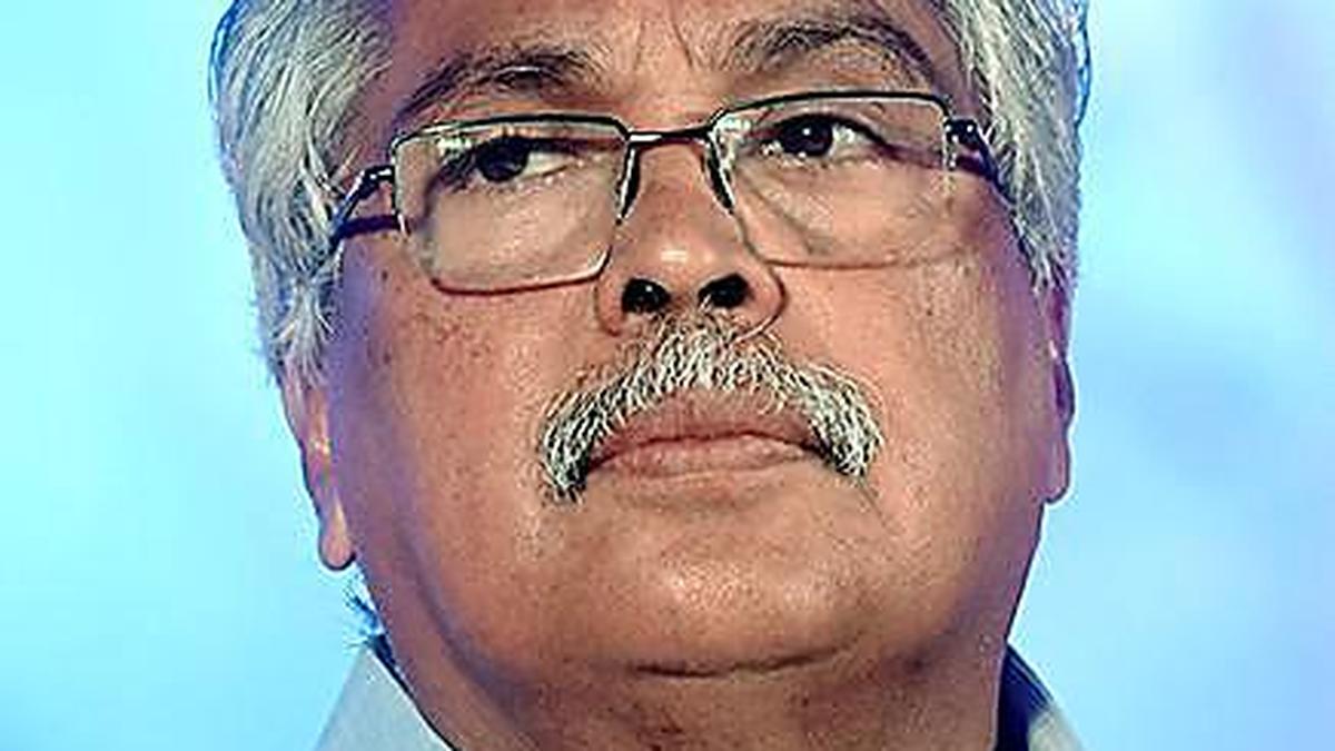 CPI(M) Leader Accuses Kerala Government of Liquor Shop Bias