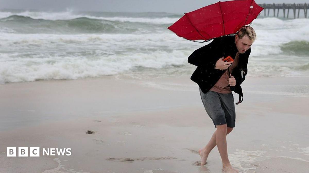 Hurricane Isaias batters Florida, threatens broader Southeast