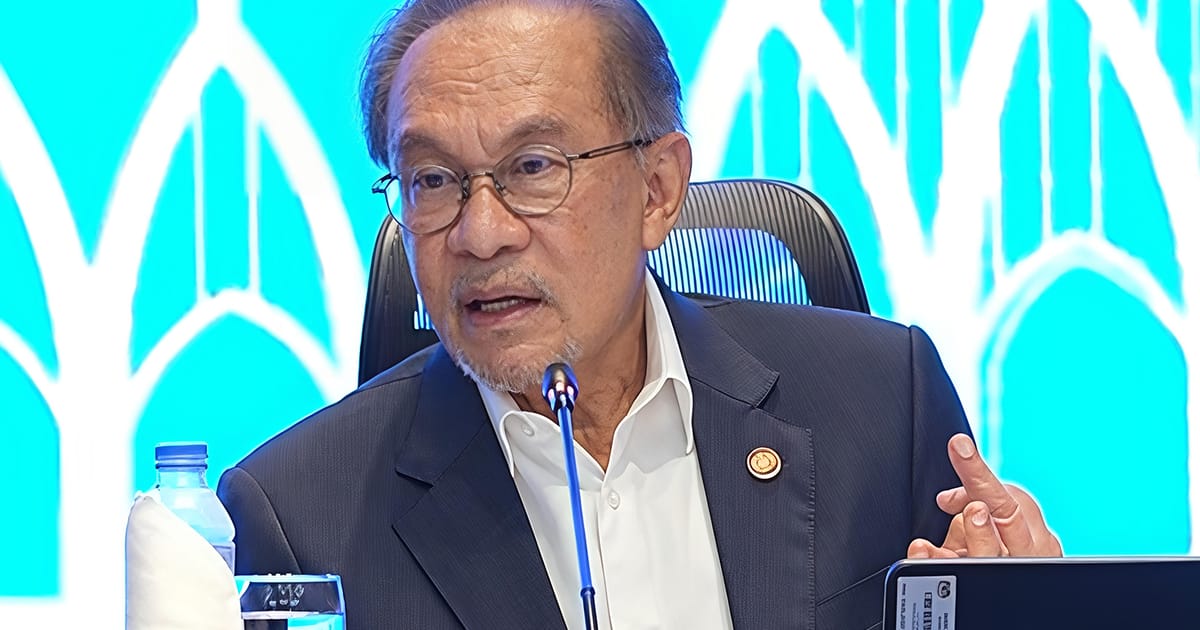 Anwar: Pendirian satu China Malaysia kekal sejak era Razak