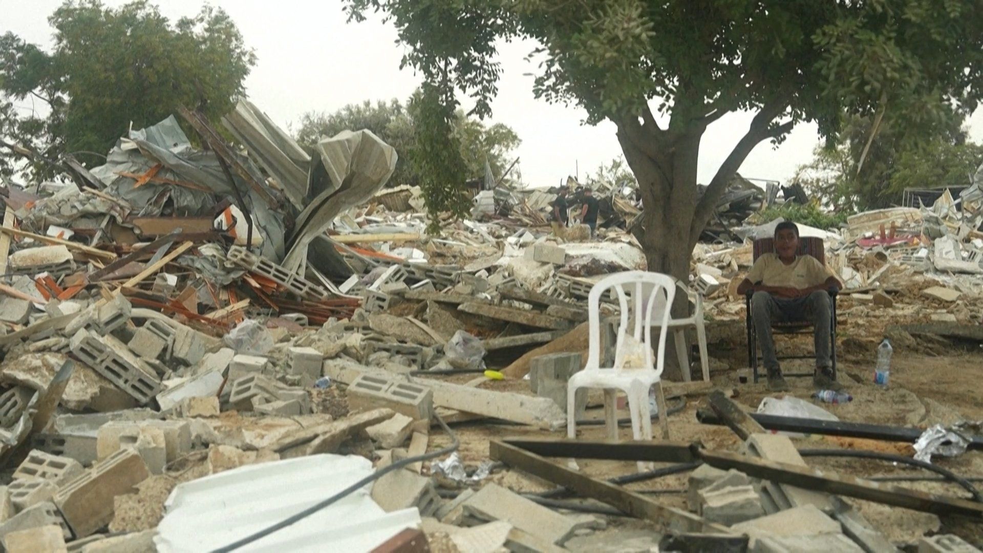 Israeli demolitions displace 400 Palestinians in Negev Desert village
