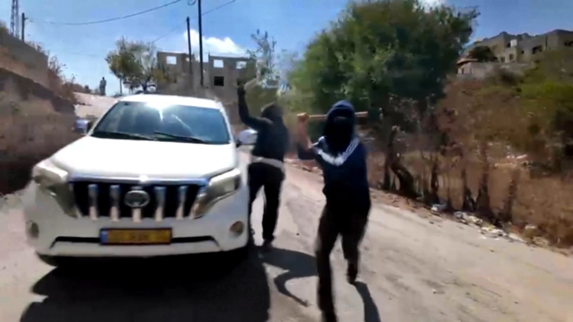 Israeli settlers injure NBC news crew, Palestinian woman in West Bank