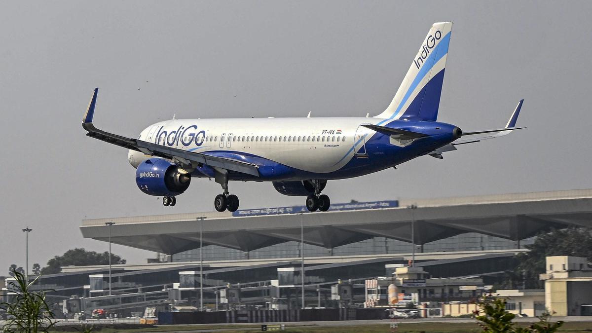Power bank fire forces IndiGo flight diversion; DGCA tightens device rules