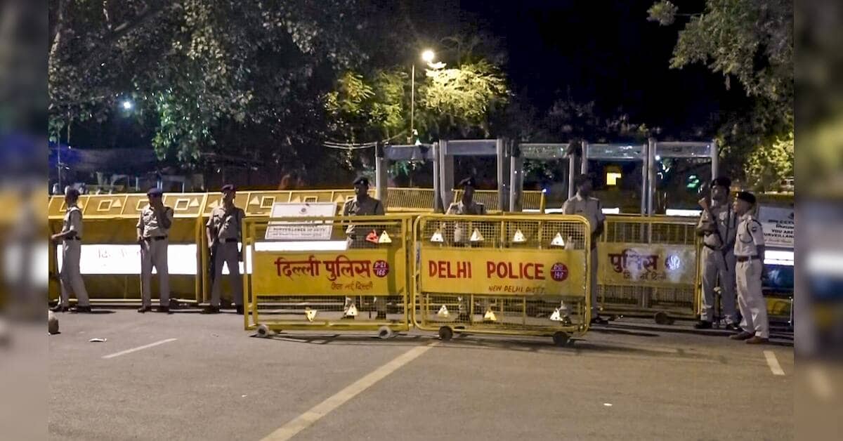 चुनाव आयोग के खिलाफ प्रदर्शन में 500 से ज्यादा गिरफ्तार