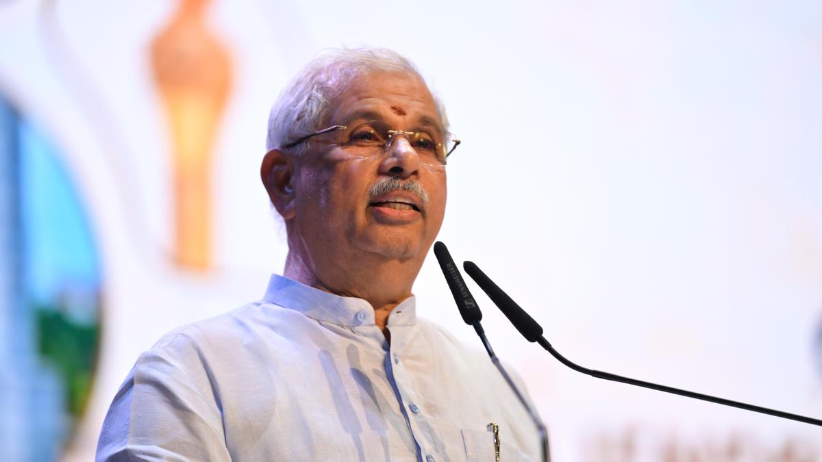Kerala Governor Summons PSC Secretary Amid Exam Evaluation Scam