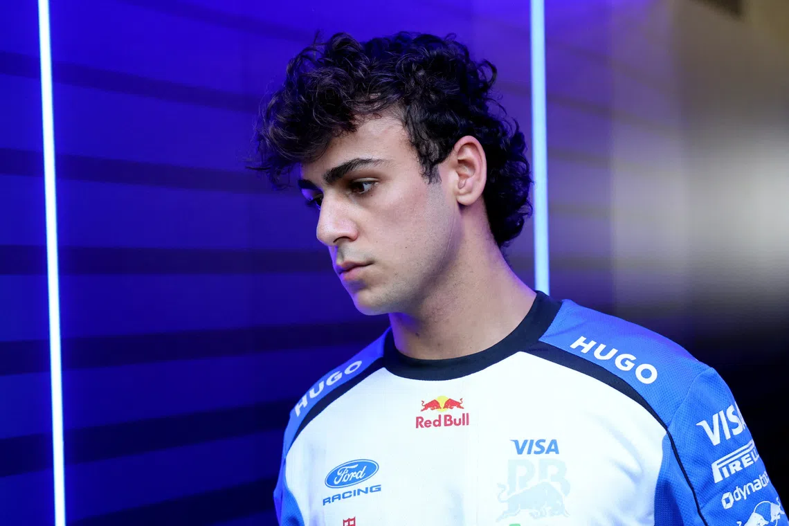 F1 Rookie Lindblad Charts Own Course Despite Verstappen Benchmark