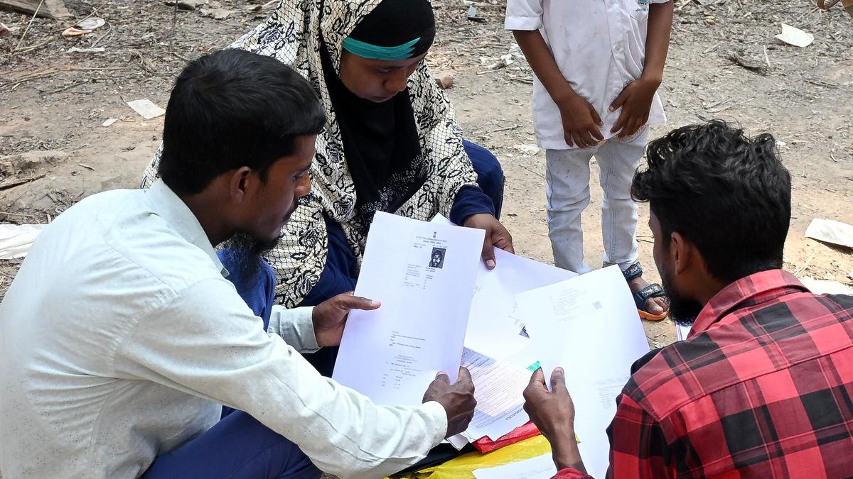Deleted Bengal voters approach Supreme Court ahead of municipal polls