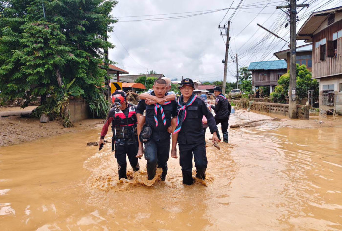 จังหวัดน่านเตือนภัยฝนใหม่คุกคามการฟื้นตัว