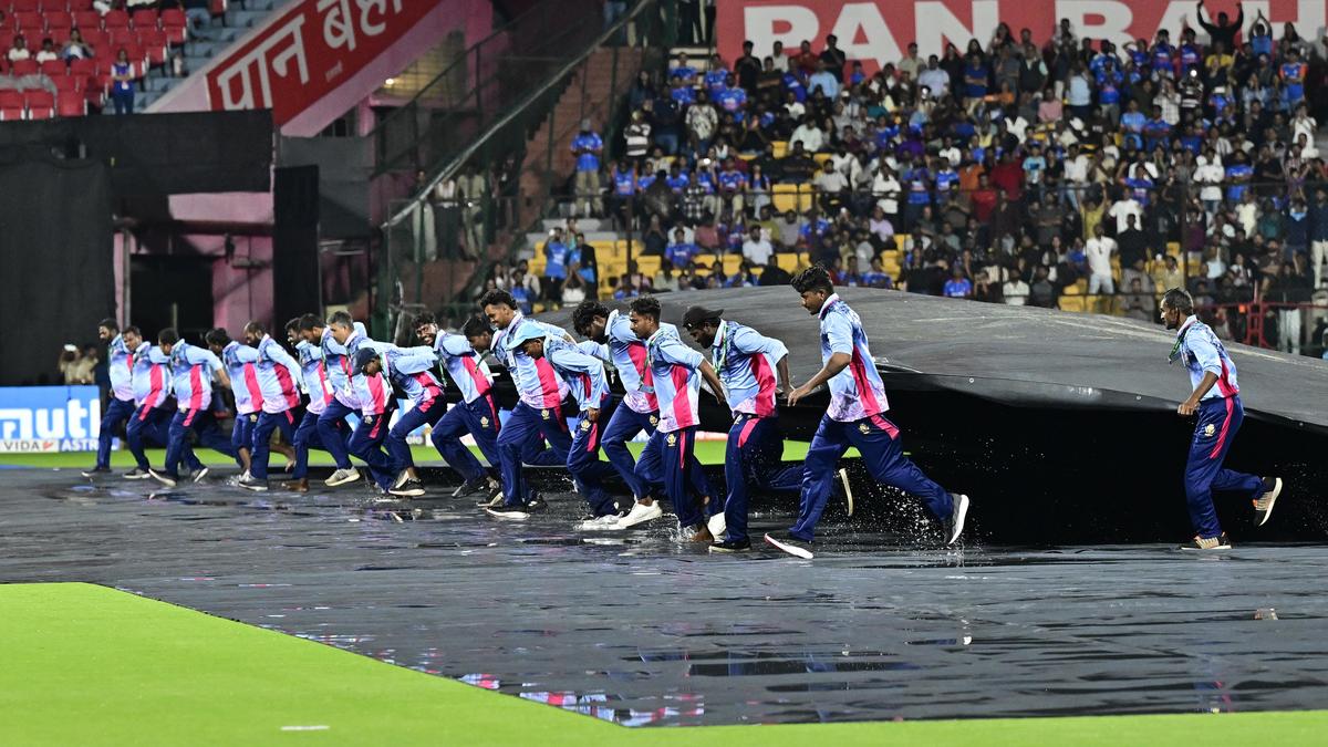 चिन्नास्वामी में बारिश ने क्रिकेट प्रेमियों का उत्साह ठंडा किया