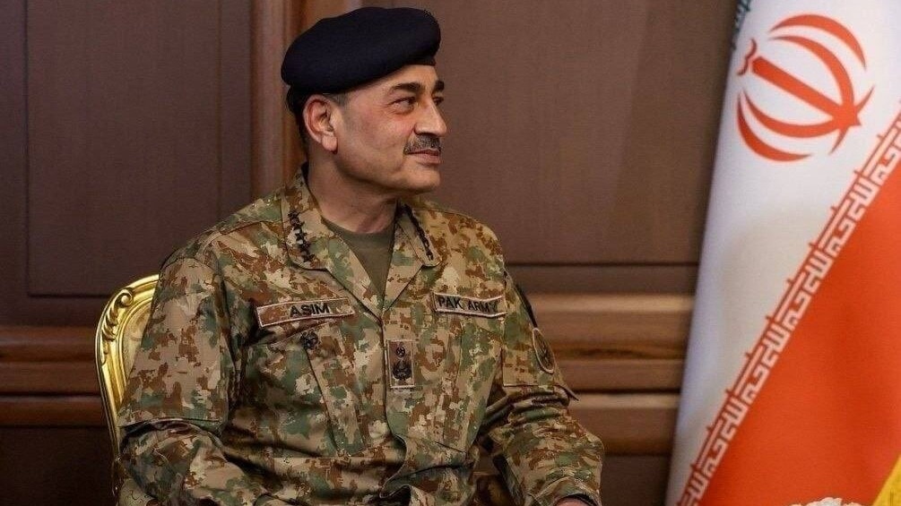Pakistan Army Chief Lands in Tehran as Houthi Tensions Escalate
